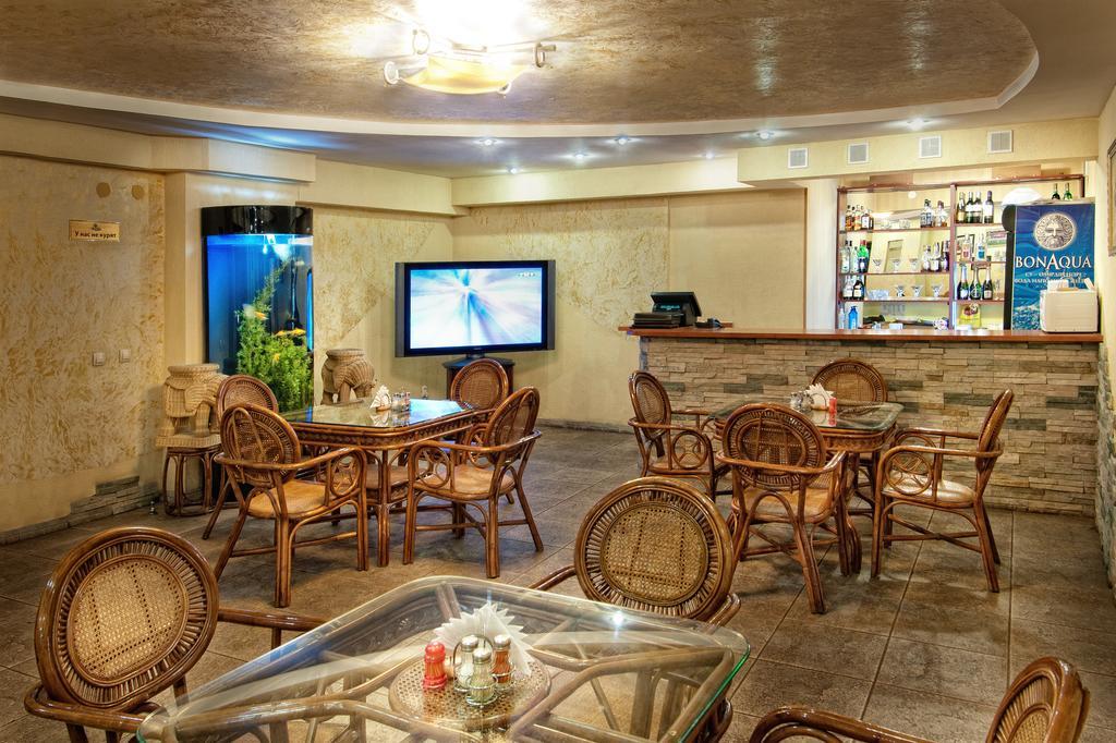 Hotel Edem Караганда Экстерьер фото