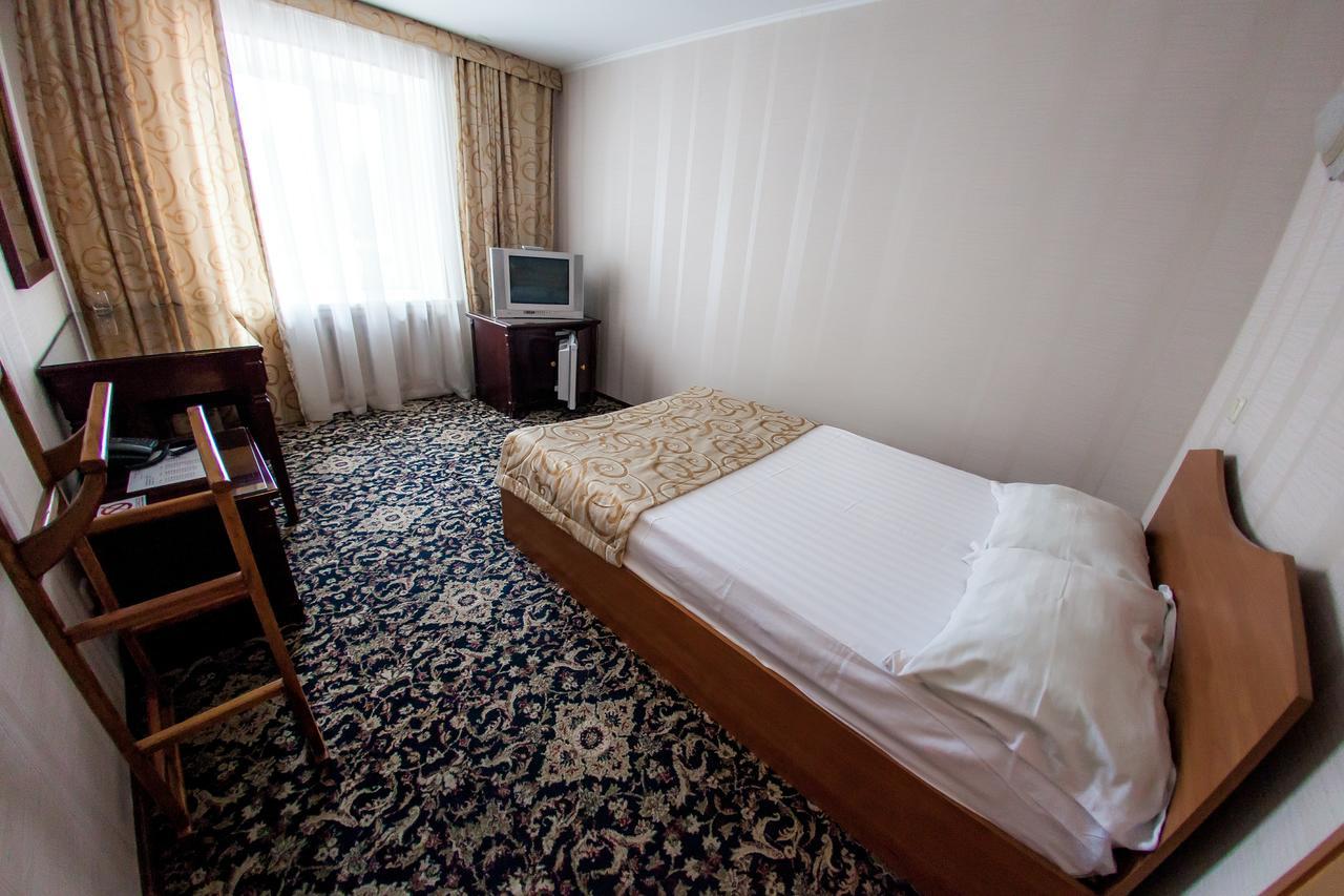Hotel Edem Караганда Экстерьер фото